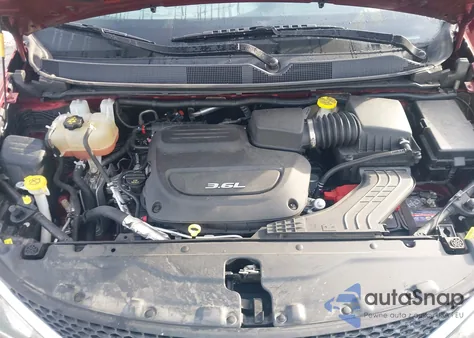 2017 Chrysler Pacifica Touring-L Plus z USA, uszkodzony, nr VIN 2C4RC1EGXHR592308